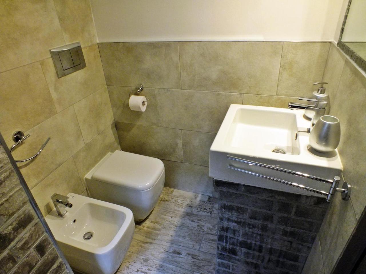 B&B Fiera Inn Bologna Szoba fotó